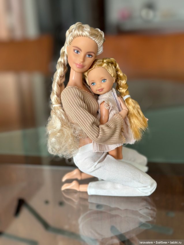 День матери 🌸 — Коллекции игровых кукол (Playline): фото полок