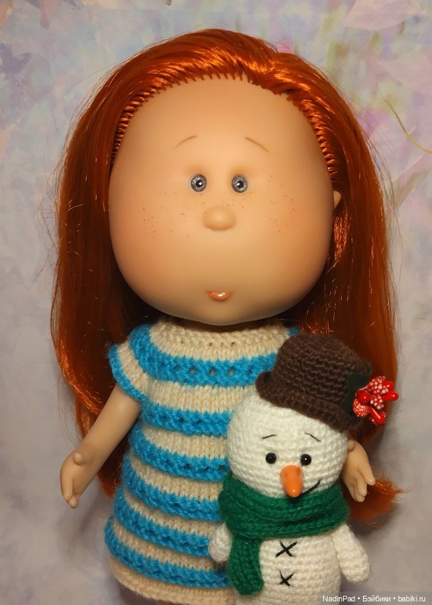 Мотя, новое платье и кокошник, снеговик, ботиночки (фото 5)