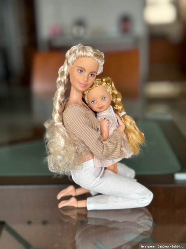 День матери 🌸 — Коллекции игровых кукол (Playline): фото полок
