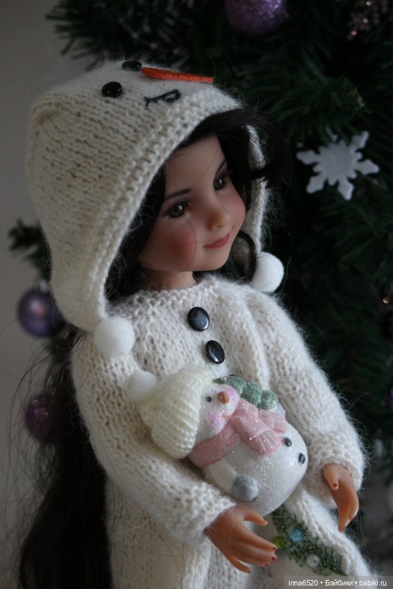 Готовимся к празднику, наряжаем девчушек! :)