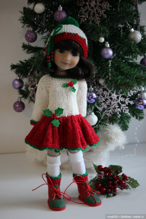 Готовимся к празднику, наряжаем девчушек! :)