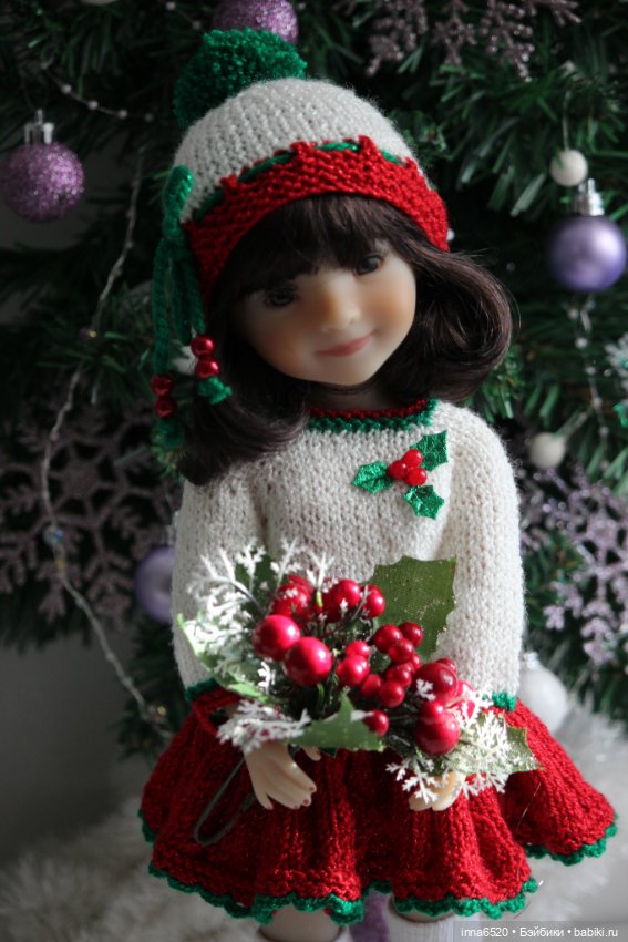 Готовимся к празднику, наряжаем девчушек! :)