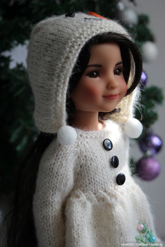 Готовимся к празднику, наряжаем девчушек! :)