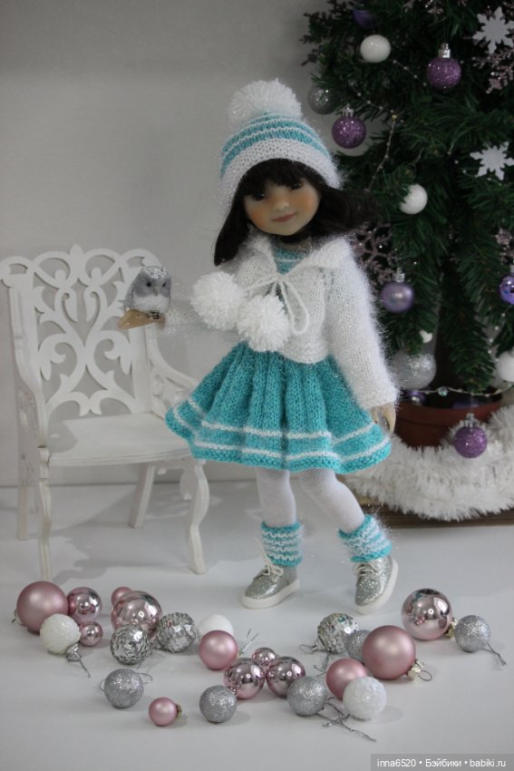 Готовимся к празднику, наряжаем девчушек! :)