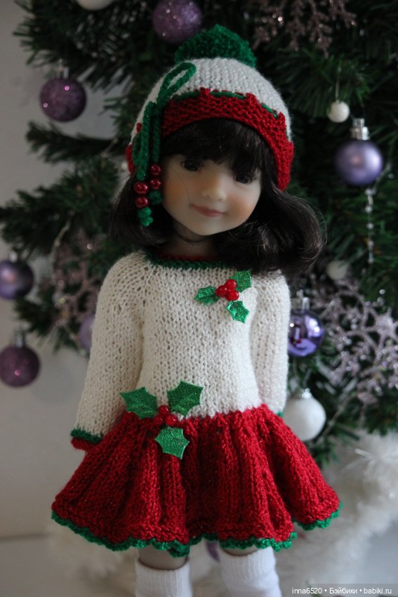 Готовимся к празднику, наряжаем девчушек! :)