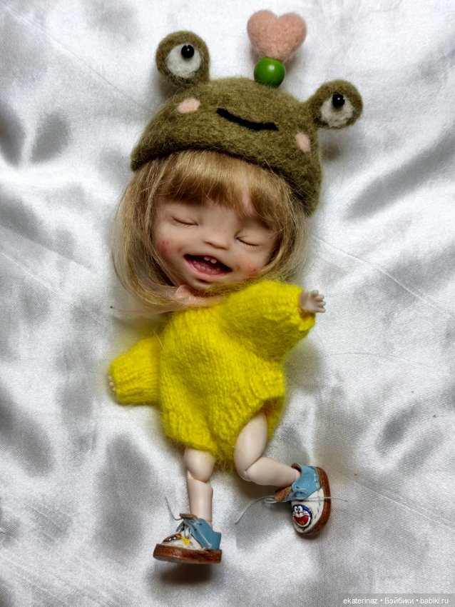 Шапка для Акико — Авторские украшения и аксессуары для кукол: фото