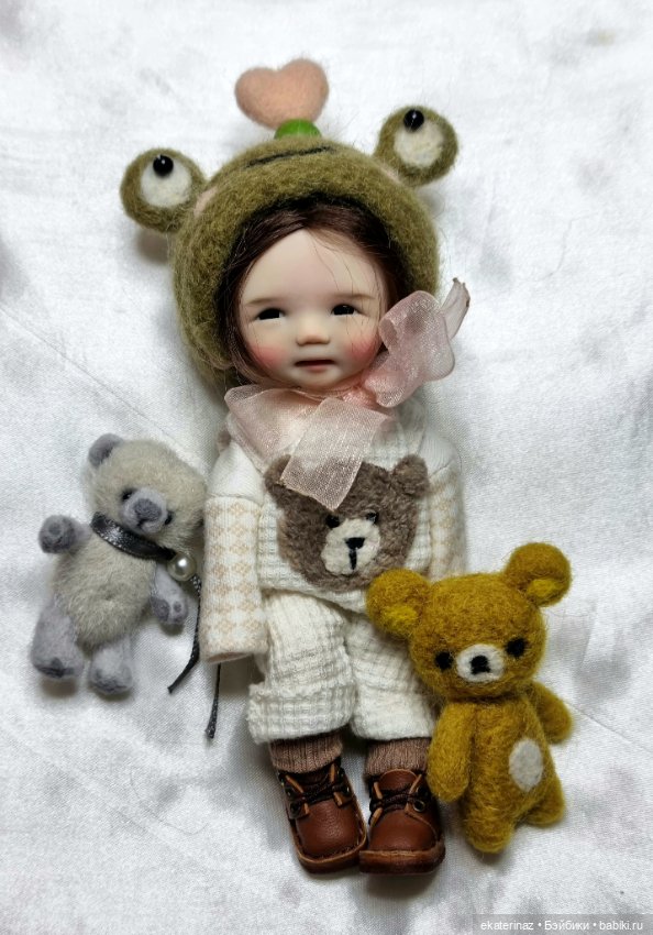 Шапка для Акико — Авторские украшения и аксессуары для кукол: фото (фото 8)