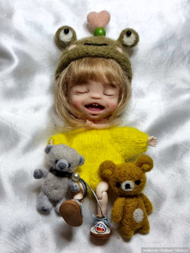 Шапка для Акико — Авторские украшения и аксессуары для кукол: фото (фото 3)