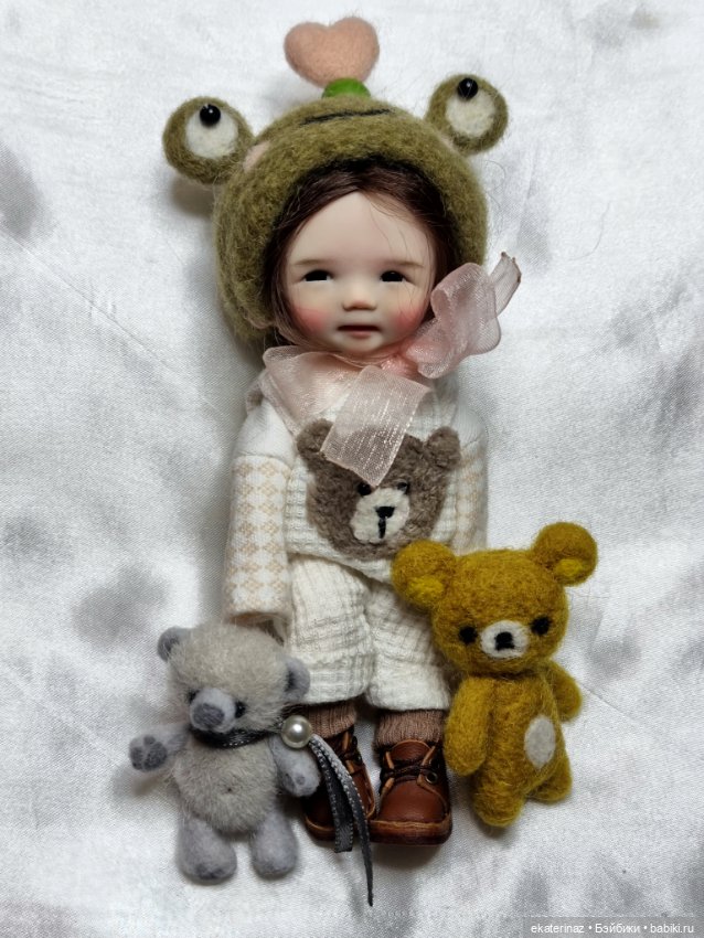 Шапка для Акико — Авторские украшения и аксессуары для кукол: фото (фото 7)