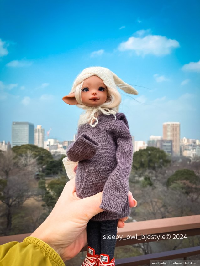 Fly to the sky, fly, fly…