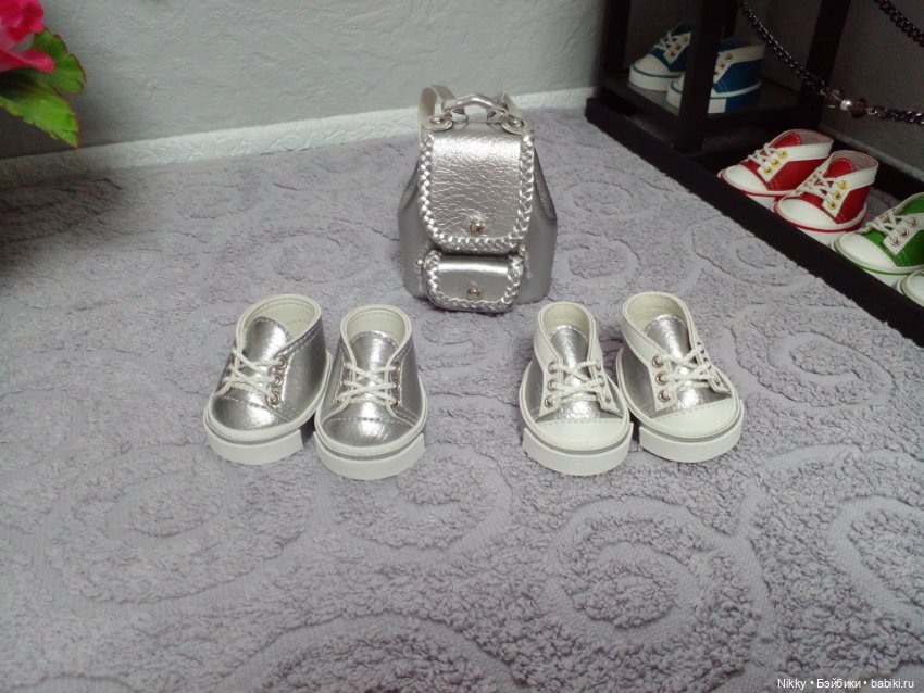 Обувь и рюкзаки для кукол Кармен Гонсалес