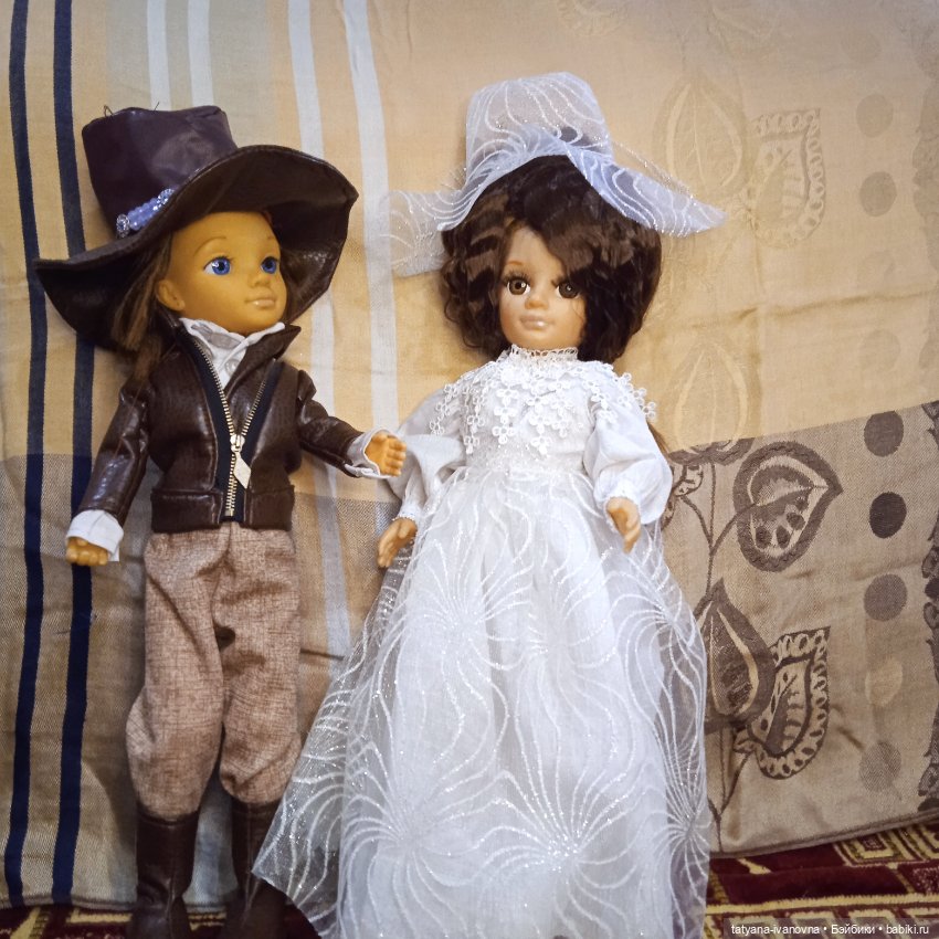 Сердца трёх или четырех ? Куклы играют в кино