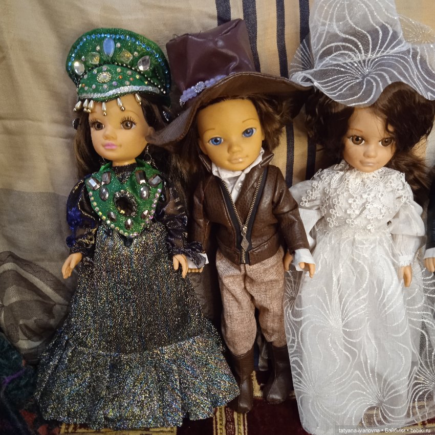 Сердца трёх или четырех ? Куклы играют в кино