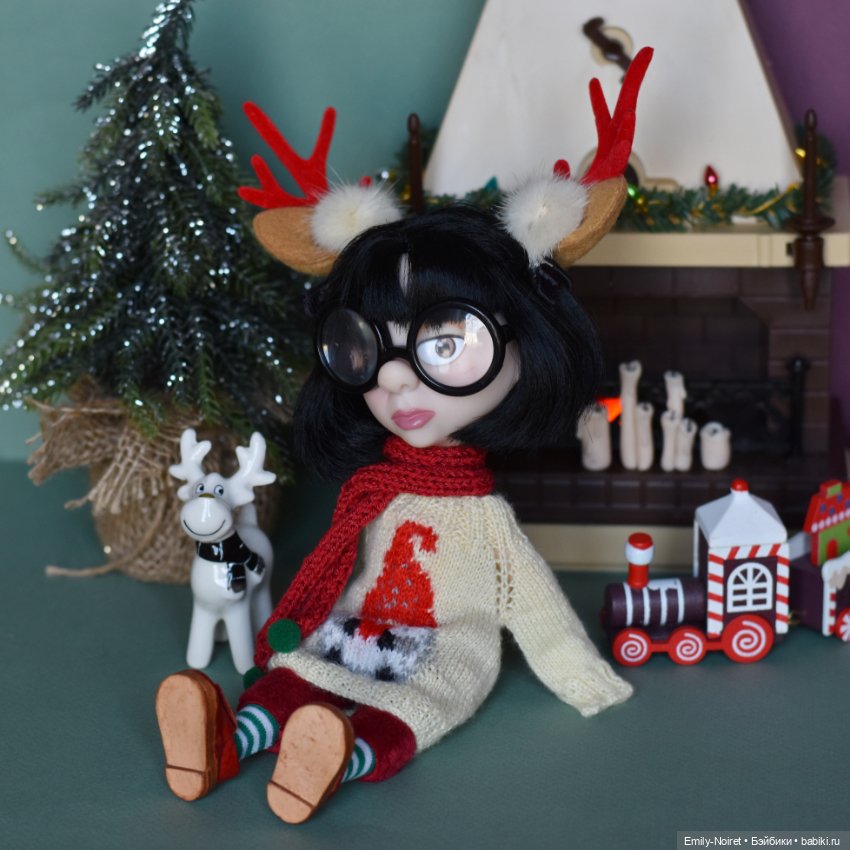 Новогодняя Эдна — Кукла Эдна Мод (Edna Mode): Суперсемейка (The Incredibles) (фото 4)