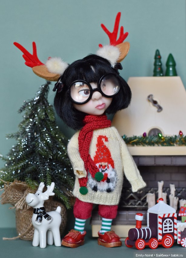 Новогодняя Эдна — Кукла Эдна Мод (Edna Mode): Суперсемейка (The Incredibles) (фото 3)
