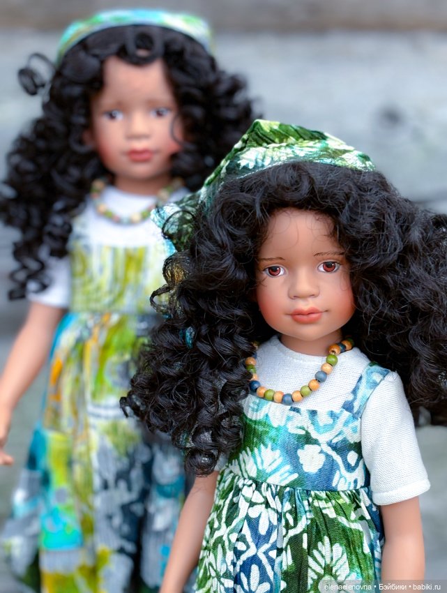 Прогулки с ранним Тоннером, Nina in Batik