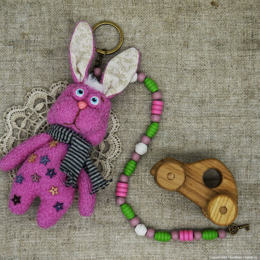 Яркие Зайчики брелоки-талисманы (фото 2)