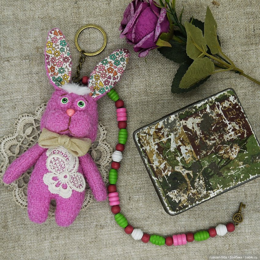 Яркие Зайчики брелоки-талисманы