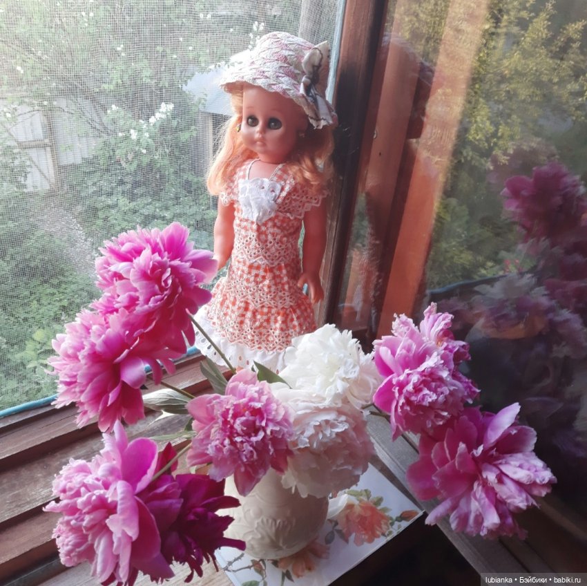 "Июнь...кудрявый и весёлый...во всё цветущее влюблённый"