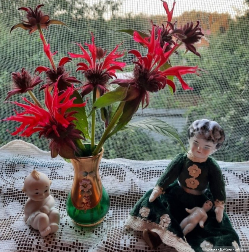 "Июнь...кудрявый и весёлый...во всё цветущее влюблённый"