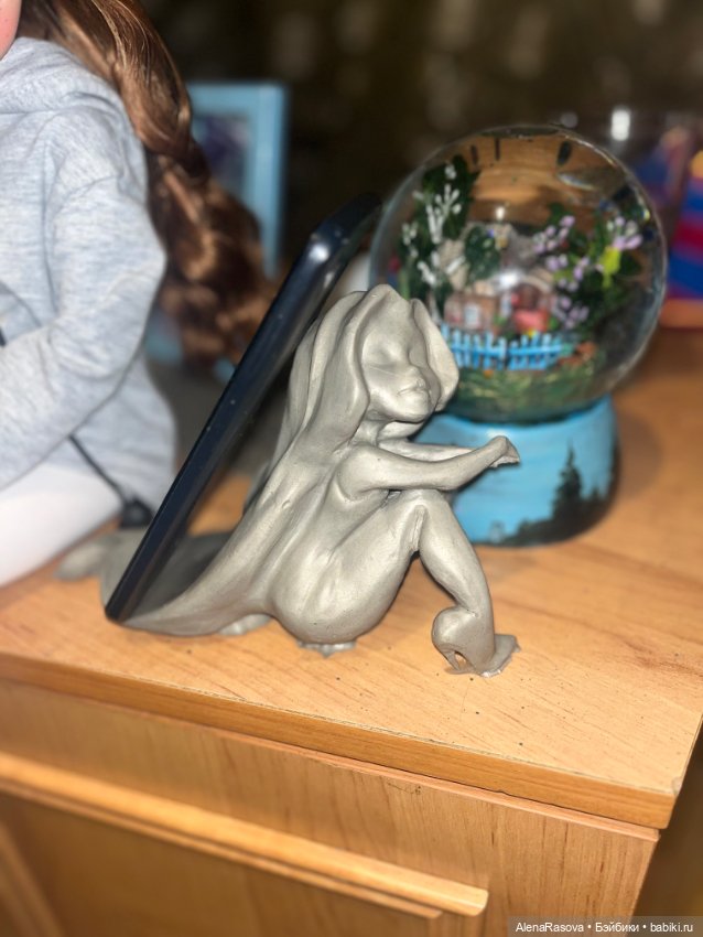 Подставка для телефона в виде Bratz (фото 2)