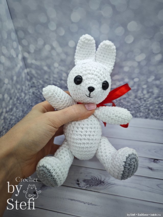 Как можно было не связать любимого зайчишку