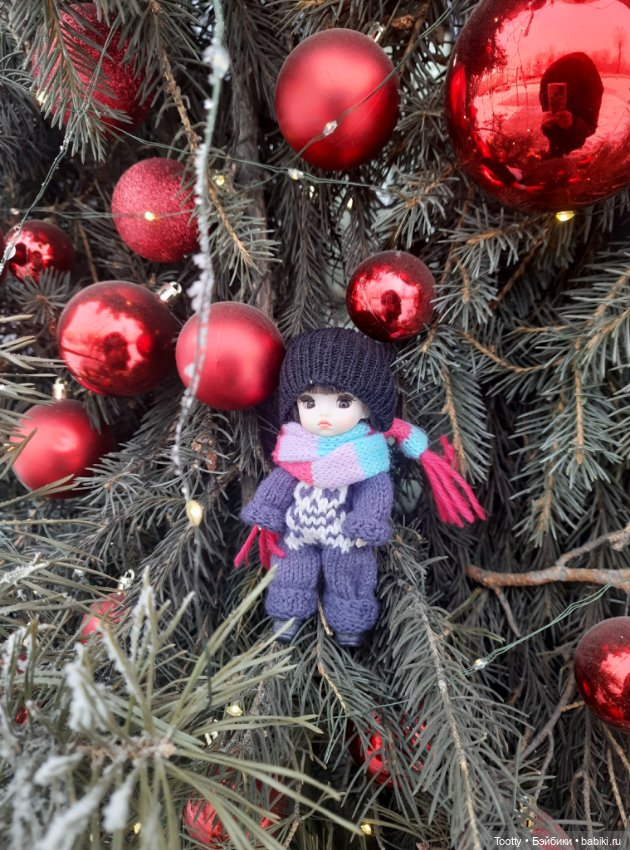 Прогулка маленького Рамзеса по предновогоднему Кызылу