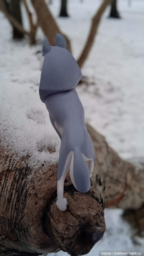 Умеют ли волки лазить по деревьям