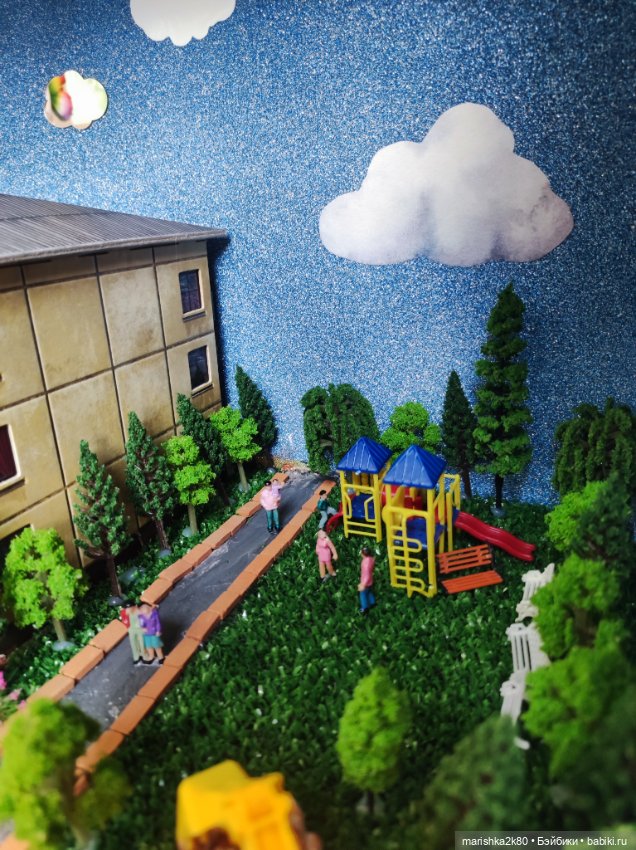 Полка со старым домом — Кукольные домики своими руками: фото