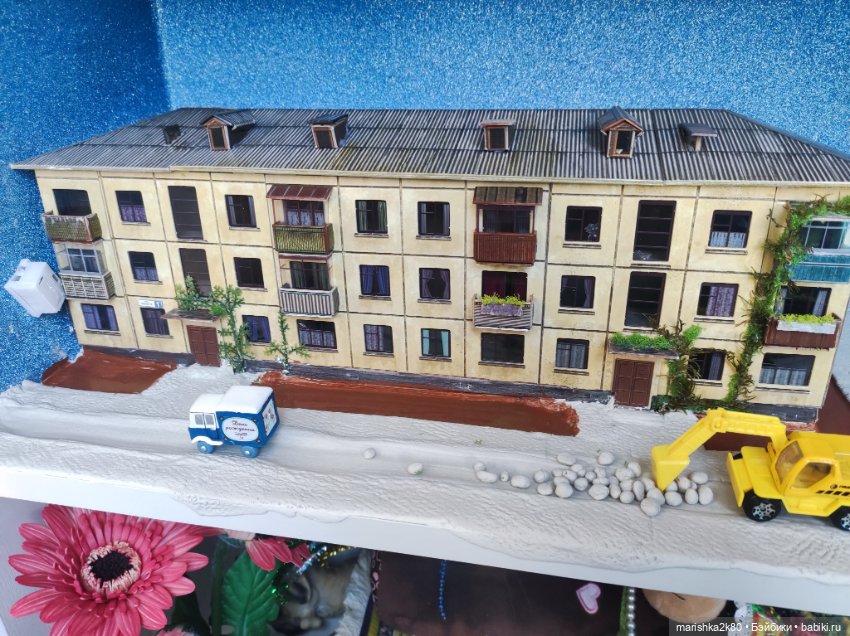 Полка со старым домом — Кукольные домики своими руками: фото (фото 5)