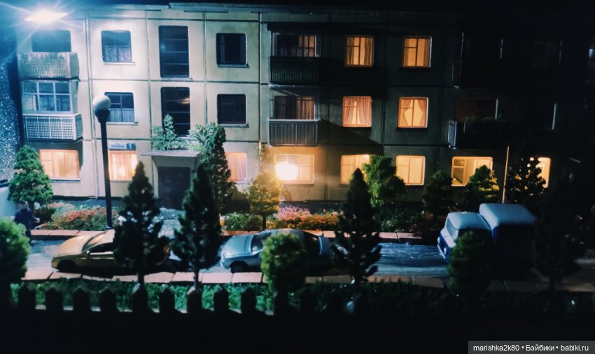 Полка со старым домом — Кукольные домики своими руками: фото