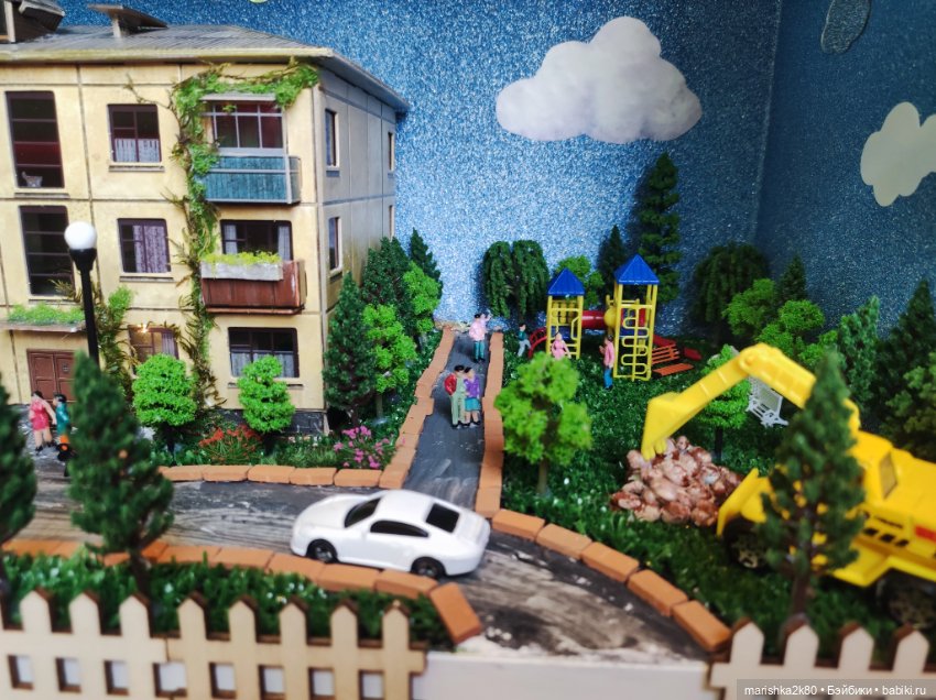 Полка со старым домом — Кукольные домики своими руками: фото