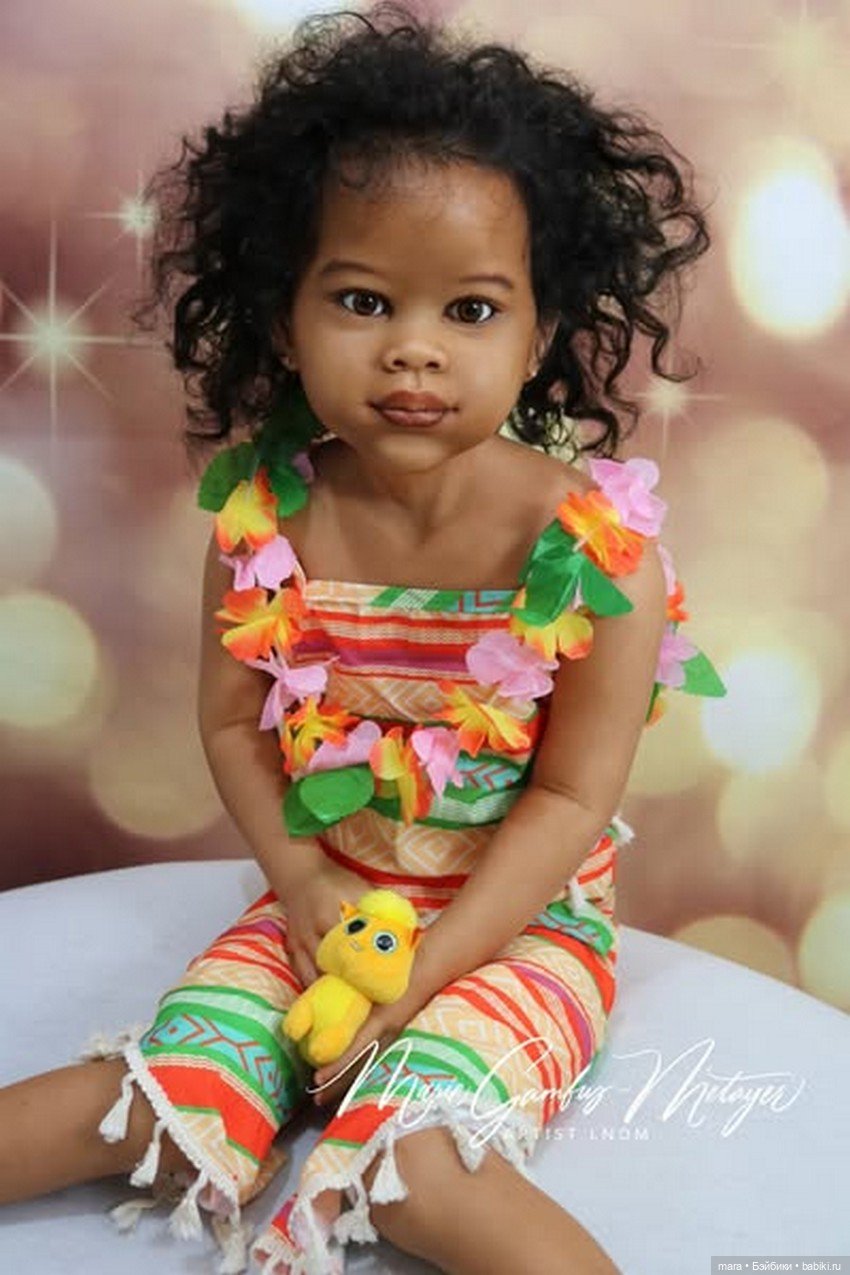 Minnie скульптора Ping Lau, автор прототипа Marie Metayer