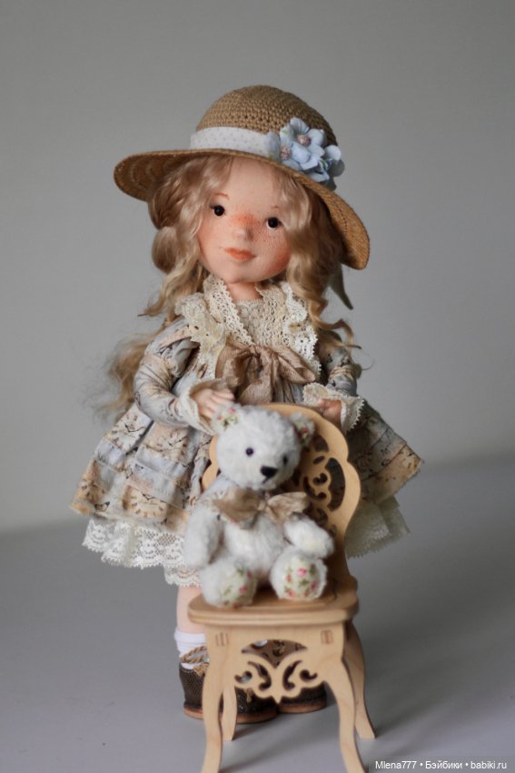 Барышня и мишка — Авторские текстильные куклы: Вальдорфские (фото 4)