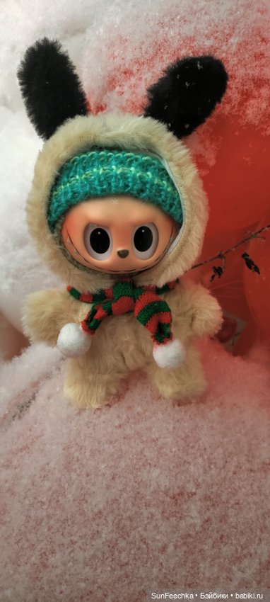 Лабубу Сникерс в зиме — Игрушки Labubu (Лабубу) и The Monsters: Pop Mart (фото 9)