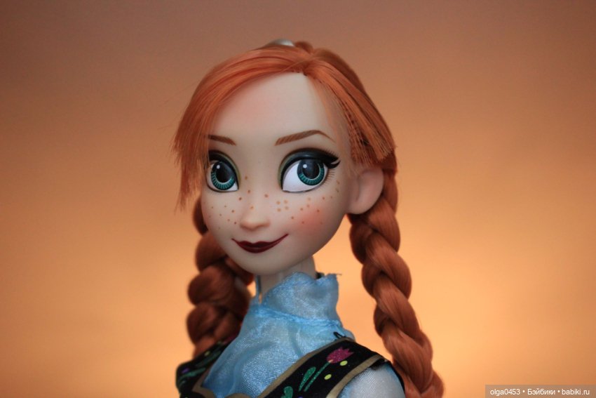 Поющая Анна из "Холодного сердца" от Disney