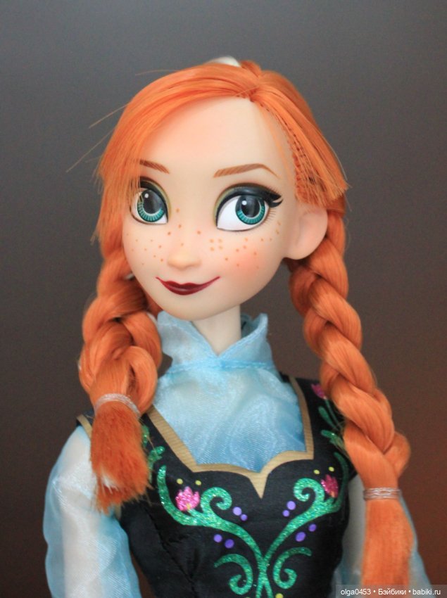 Поющая Анна из "Холодного сердца" от Disney