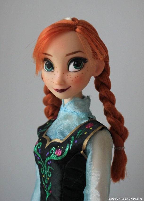 Поющая Анна из "Холодного сердца" от Disney