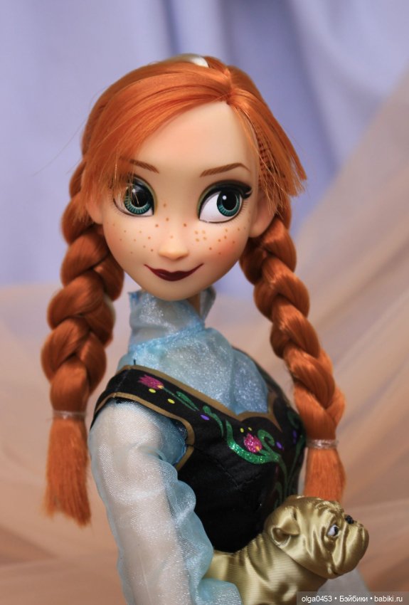 Поющая Анна из "Холодного сердца" от Disney