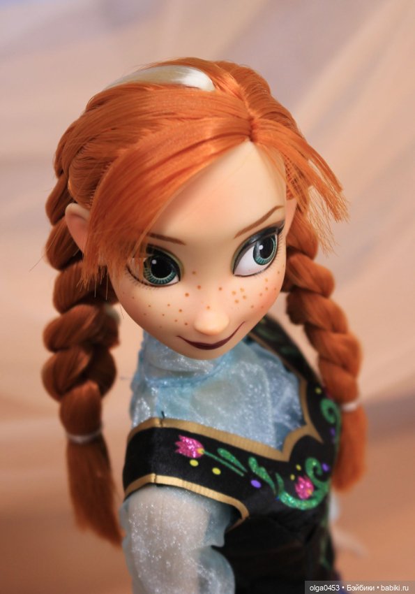 Поющая Анна из "Холодного сердца" от Disney
