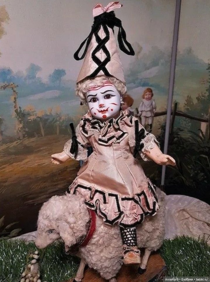 Комедия Дель Арте, женские маски