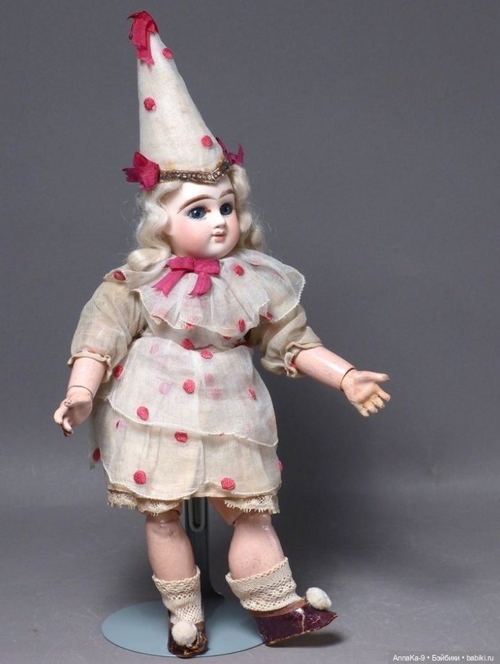 Комедия Дель Арте, женские маски