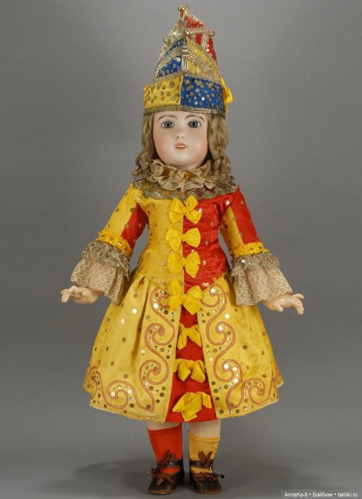 Комедия Дель Арте, женские маски