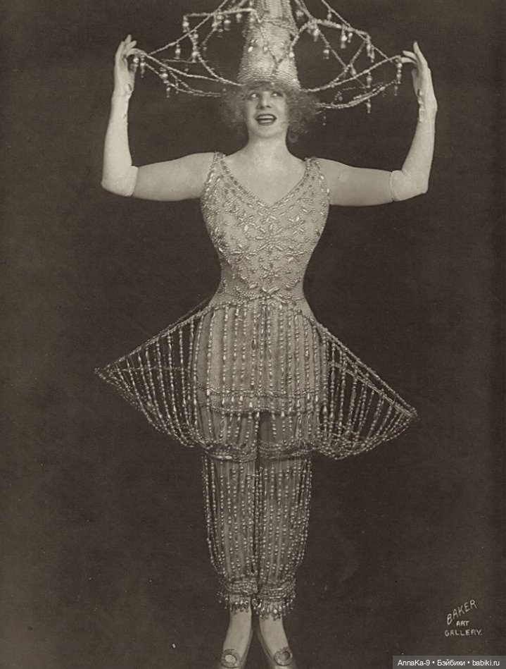 Карнавальные костюмы, выкройки, идеи