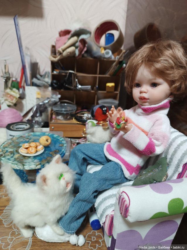 Очень преочень голодный бедняжка