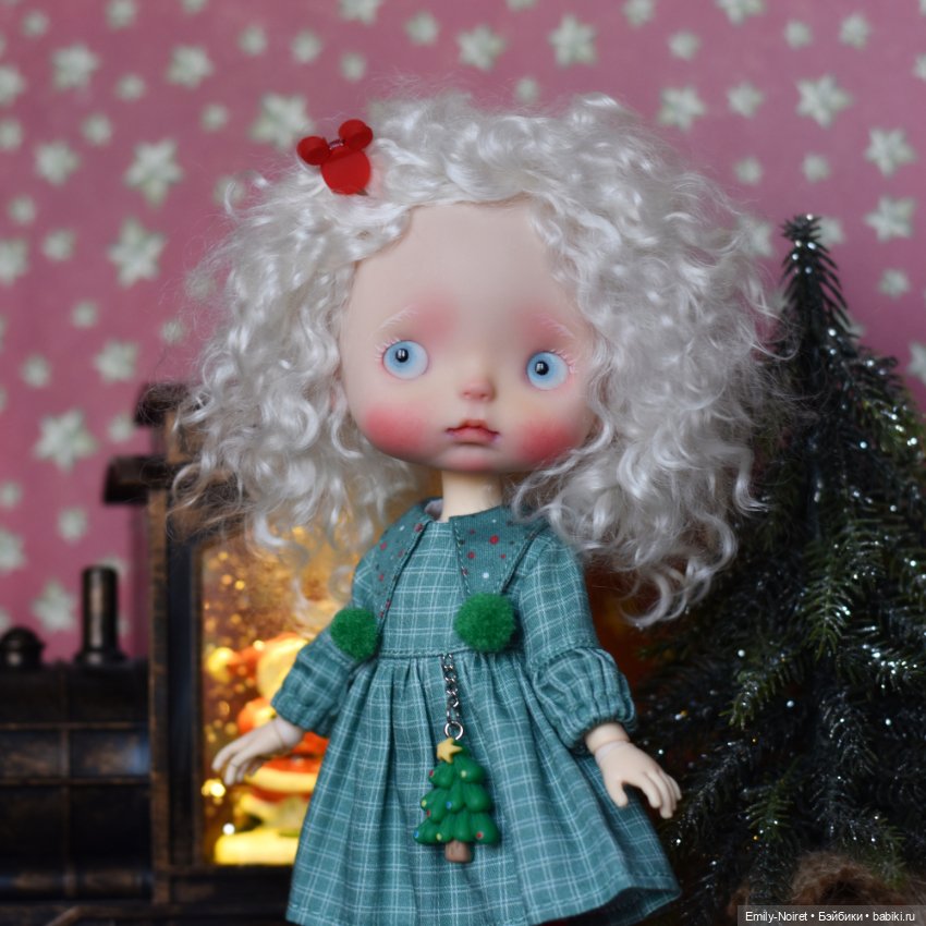 Новогодняя Луна — ООАК и репейнт игровых кукол: Bratz (фото 3)