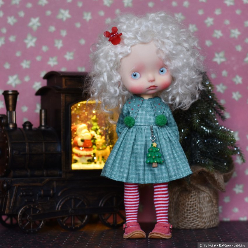 Новогодняя Луна — ООАК и репейнт игровых кукол: Bratz (фото 6)