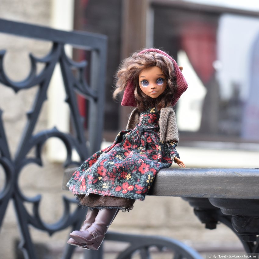 Сиротинушка — ООАК Monster High и Ever After High: репейнт (фото 5)