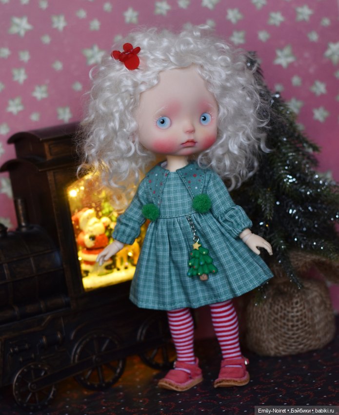 Новогодняя Луна — ООАК и репейнт игровых кукол: Bratz (фото 2)