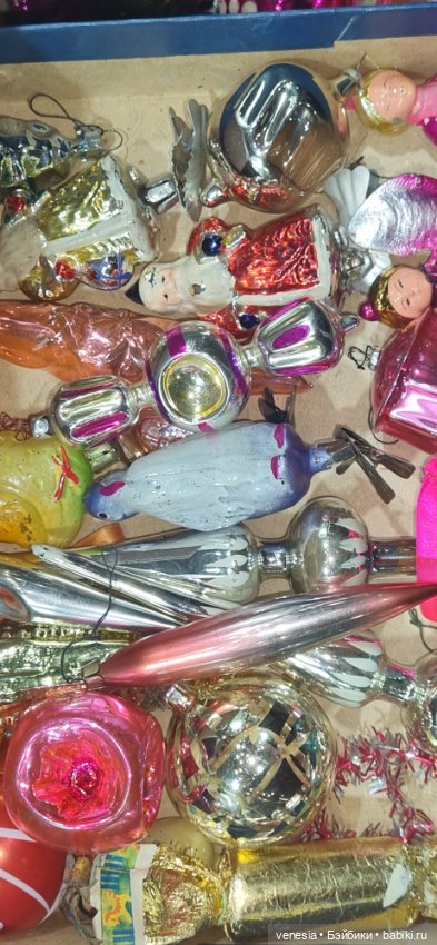 Куколки и статуэтки на Тишинке
